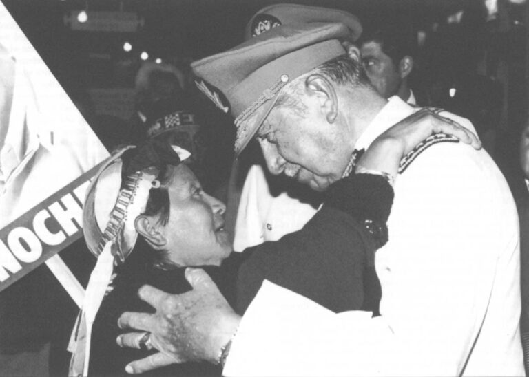 Pinochet greeted warmly at a rally with Mapuche Indians. Photo by Helmut Rosas