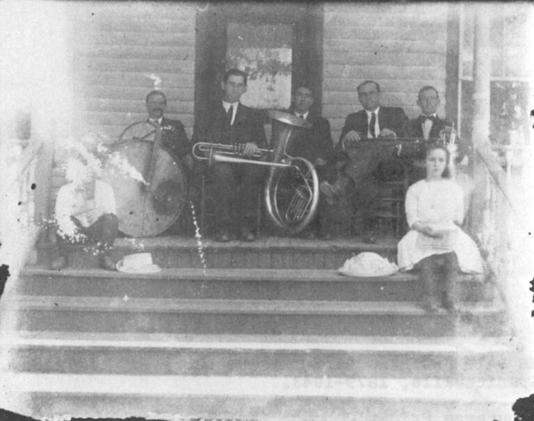 The orchestra. Tom is at far right and Cloutezze is sitting on the steps.